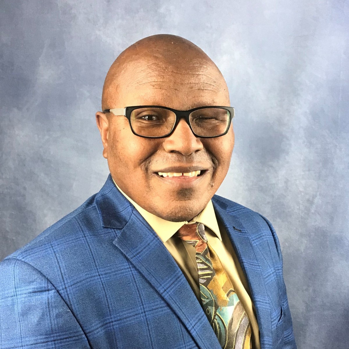 Dr. Glendora Carter